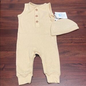 Cloud Island Yellow Knit Baby Romper with Hat Set New Size 3-6M